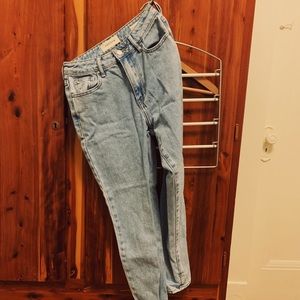Light-Wash Mom Jeans
